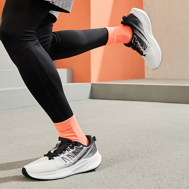 Xtep Tancheng Lite Winter Runn - đánh giá và giá Men'S Xtep Shoes
