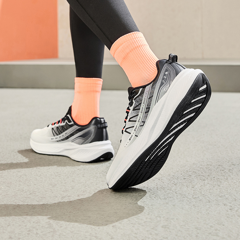 Xtep Tancheng Lite Winter Runn - đánh giá và giá Men'S Xtep Shoes